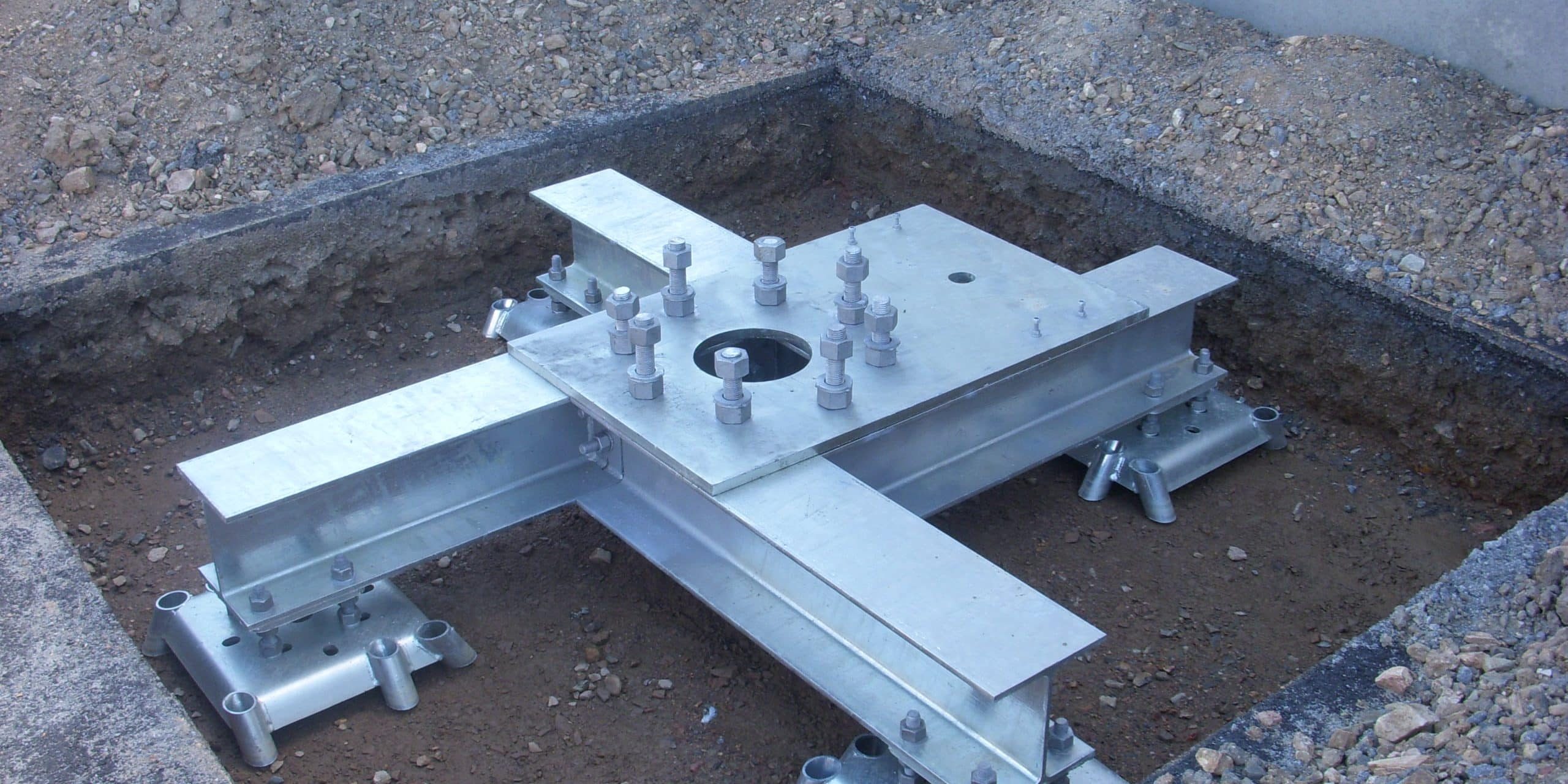 S400-6Piles forming the footings for a wind turbine foundation